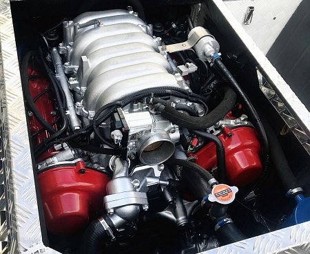 Установка двигателя V8 4,3 л.